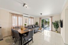 Rent by room in Willemstad - Standard 3-bedroom