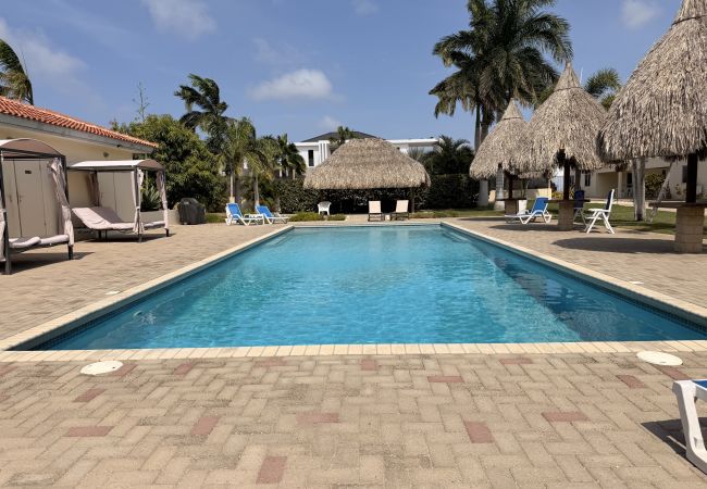 Rent by room in Willemstad - Standard 2-bedroom