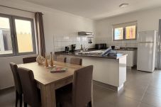 Rent by room in Willemstad - Standard 3-bedroom