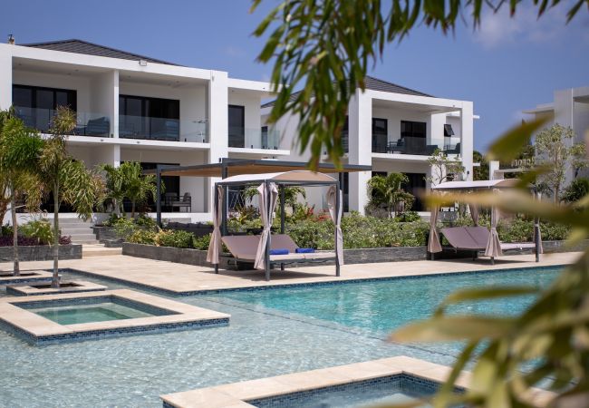 Rent by room in Willemstad - Deluxe_2Bedroom